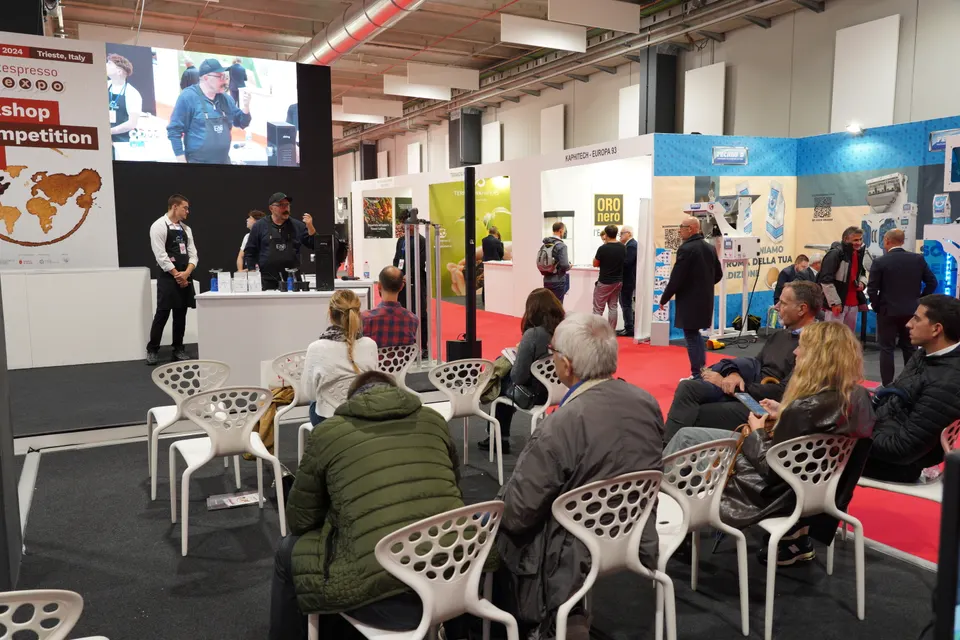 Il pubblico davanti all'area delle competizioni