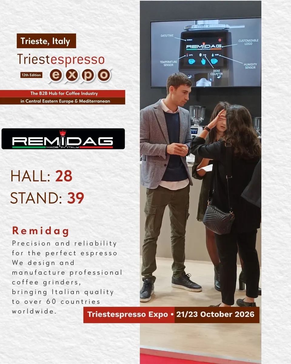 Remidag card, with logo and a photo